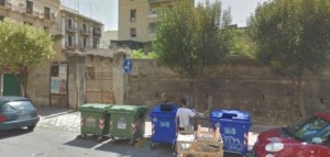 Taranto - Storia di un muro fatiscente in via Oberdan