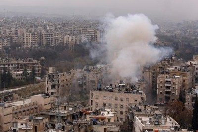 Russia and US to talk Aleppo rebel withdrawal as Syrian army advances