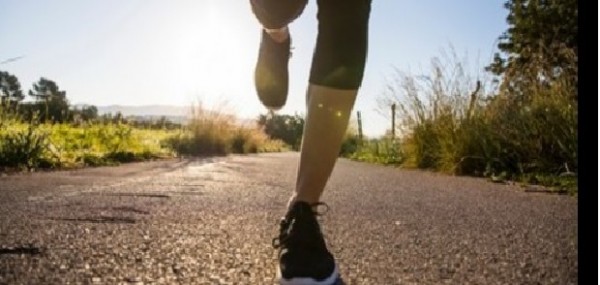 Un tifoso cinese ha percorso 65 km per andare sostenere la sua squadra del cuore