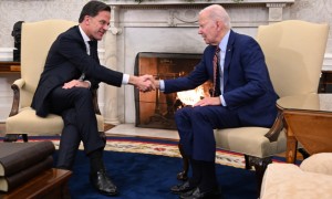  Il premier olandese, Mark Rutte, e quello americano, Joe Biden, alla Casa Bianca