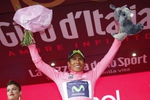 Giro d&#039;Italia, Quintana vince e conquista la maglia rosa