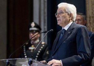 Coronavirus Mattarella: &#039;Grazie ai medici, basta con le paure irrazionali&#039; Di Maio: &quot;No allarmismi da istituzioni mantenere sangue freddo”