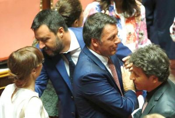 &quot;Tutta Italia zona rossa&quot;, Renzi e Salvini d&#039;accordo