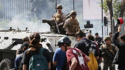 Estado de emergencia en Santiago de Chile por violentos disturbios dejan 3 muertos, 308 detenidos y 167 heridos