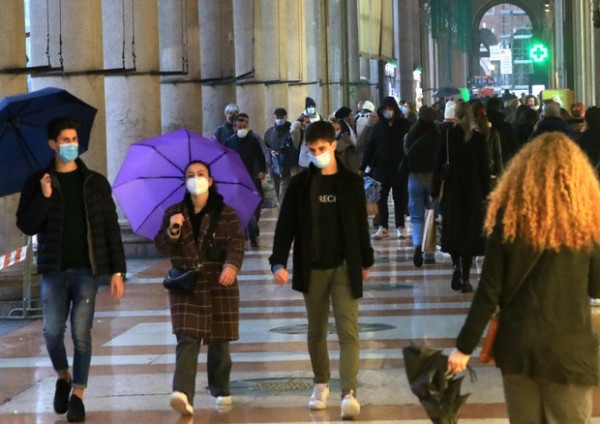 Los casos de covid en Italia siguen creciendo: +19.143. Los muertos son 91, hisopos de registros. &#039;La epidemia empeora, Rt en 1,5&#039;