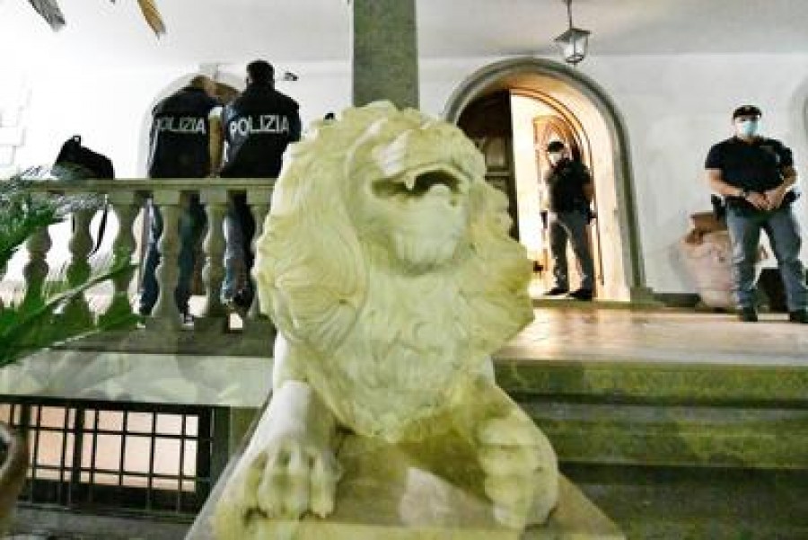 Roma, duro colpo al clan Casamonica: 20 arresti