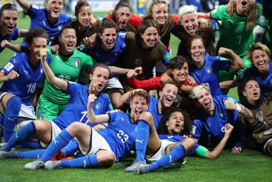 Italia Brasile 0 -1 solo un rigore ha fermato le bravissime Azzurre che entrano agli ottavi