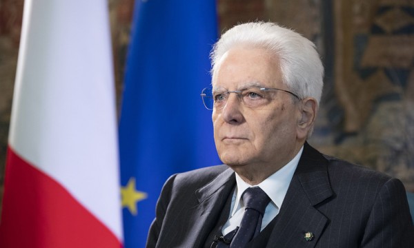 Mattarella all&#039;Europa: &quot;In un momento difficile l&#039;Italia attende solidarietà, non ostacoli&quot;