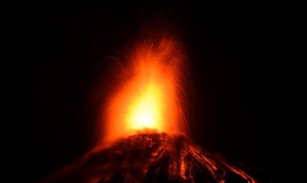 Lo studio italiano sulla dinamica eruttiva del vulcano Fuego