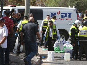Attacco ai civili a Gerusalemme, due morti