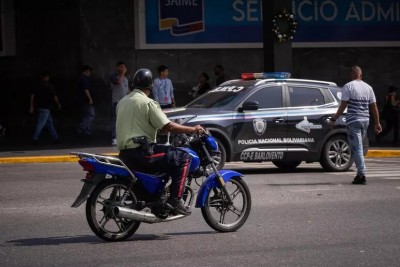 Caracas annuncia l&#039;arresto di un italiano, &#039;è un mercenario&#039;. Venezuela, arrestato ex candidato alle presidenziali Enrique Márquez.