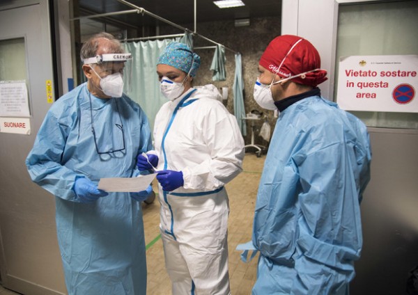 Coronavirus en Italia, 28.352 infecciones y otras 827 muertes. Se confirma el descenso de la curva epidémica. Baja hospitalizaciones y cuidados intensivos