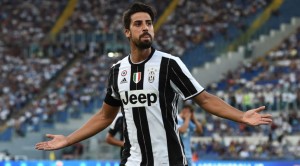 La Juventus vince senza fatica, con la Lazio basta Khedira