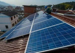 Cina tetto pannelli solari rinnovabili 