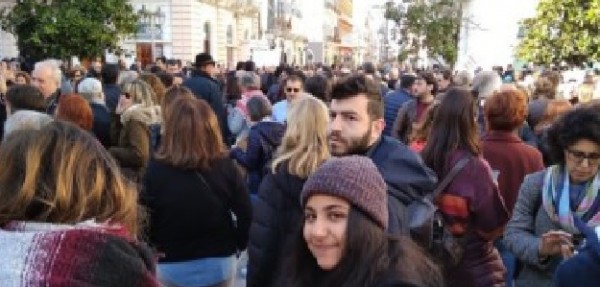 Taranto prova il banco delle sardine, più di un migliaio in piazza con Matteo Santori