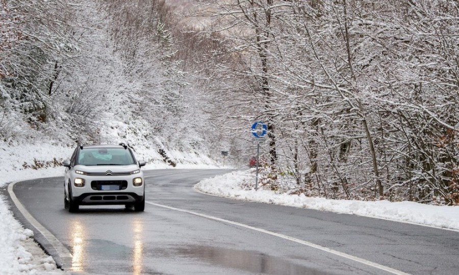 Freddo in arrivo nel fine settimana con pioggia e neve