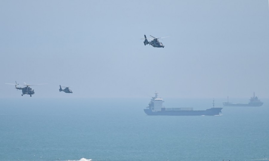  Gli elicotteri militari cinesi per l&#039;esercitazione intorno a Taiwan 