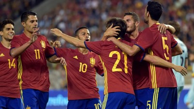 España brilla ante Bélgica con un acertado David Silva