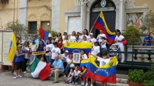 Palermo, venezuelani rendono omaggio ai morti nelle manifestazioni contro Maduro