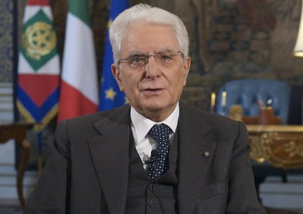 Mattarella: &#039;Sarà una Pasqua diversa, ma ce la faremo&#039;