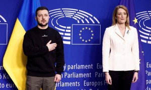 Il presidente ucraino Zelensky e la presidente del Parlamento Ue Metsola  