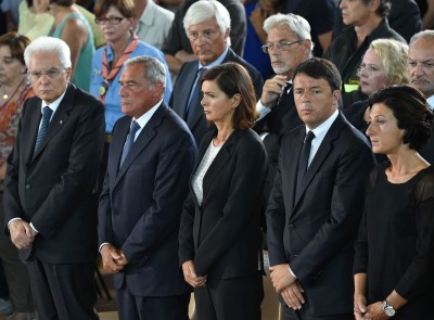 Matteo Renzi ai funerali solenni per le vittime del sisma ad Arquata del Tronto