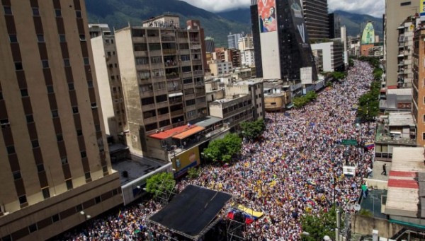 La manifestazione organizzata dall&#039;opposizione venezuelana a Caracas il 1 di settembre 2016 La Presa di Caracas - Toma de Caracas