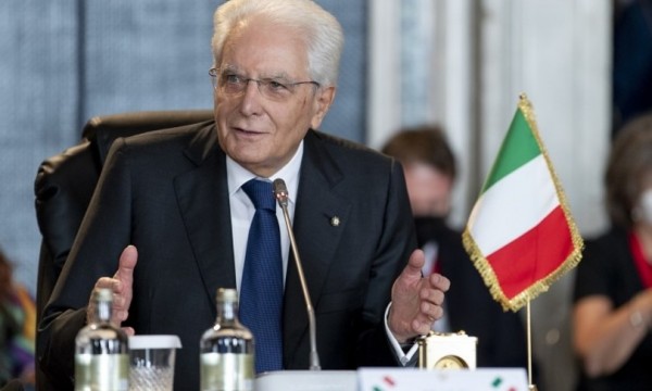 Mattarella, &quot;Politica estera e di difesa europea per far sentire la nostra voce nel mondo&quot;