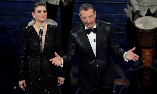 Il Festival di Sanremo si farà, assicura il direttore di Rai 1 Amadeus: &quot;Senza pubblico non si fa&quot;