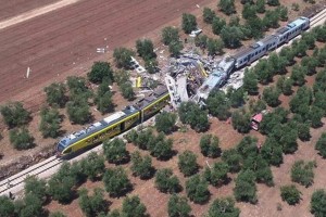 Taranto - Il cordoglio di Arcigay per il disastro ferroviario pugliese