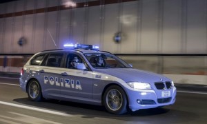 Una ragazza di 19 anni è stata arrestata per terrorismo