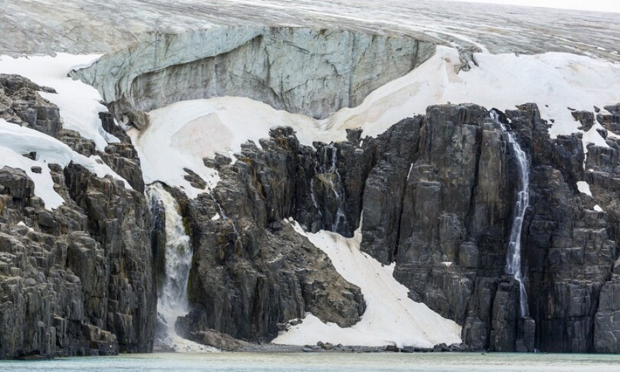 Montagne scioglimento neve