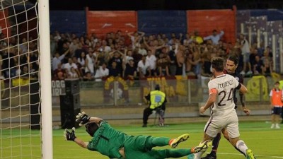 El Roma no pasa del empate a dos en Cagliari; el Inter sigue sin arrancar