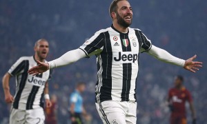 Spinazzola espera a Higuaín en Roma