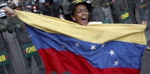 Venezuela, sciopero generale finisce nel sangue: 2 morti
