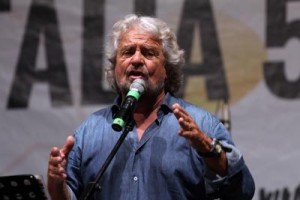 Grillo contro &#039;effetto cadrega&#039;: &quot;Serve vincolo di mandato&quot;