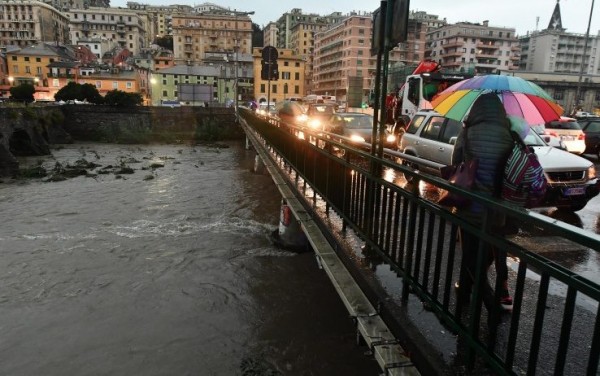 Maltempo, in Liguria allerta arancione per piogge. Emilia Romagna proroga allerta &#039;rossa&#039; per la piena del Po