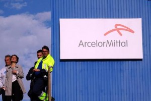 Ex Ilva: Conte, faremo di tutto per rispetto impegni. Oggi l&#039;incontro con ArcelorMittal