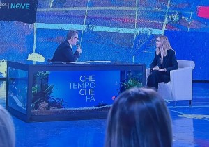 Chiara Ferragni appare in tv dopo i mesi del Pandoro-gate e della rottura con Fedez. 