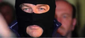 Da oggi il capitano Ultimo è senza scorta