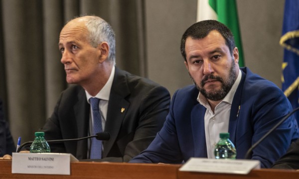 Franco Gabrielli e Matteo Salvini in una foto del 2018