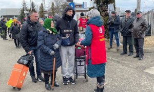 La tenda blu dell&#039;Italia dove si decide il destino dei profughi