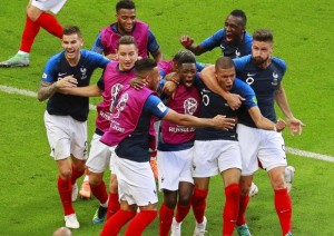 Francia vince 4-3, Argentina fuori dai Mondiali