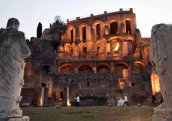Dal passaggio di Commodo alla domus del Ninfeo, il Colosseo non finisce di stupire