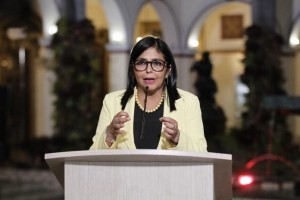 Delcy Rodríguez ha riportato due nuovi decessi 5 in totale a causa di coronavirus e contagi in aumento a 146 in Venezuela