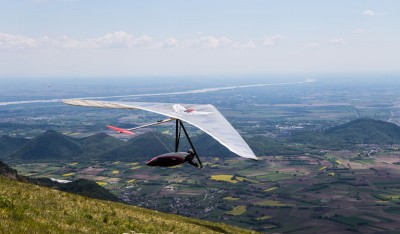L&#039;Europa in deltaplano vola nei cieli del Friuli