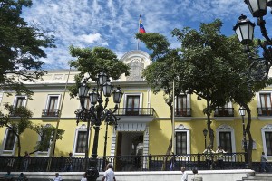 Gobierno de Venezuela rechazó declaraciones injerencistas del Canciller italiano