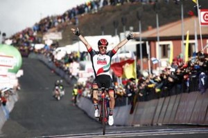Giro d&#039;Italia, Polanc vince 4a tappa e Jungels conquista la maglia rosa