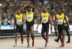 Triste adiós de Bolt opaca jornada