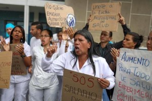 Trabajadores de la salud protestan en Caracas